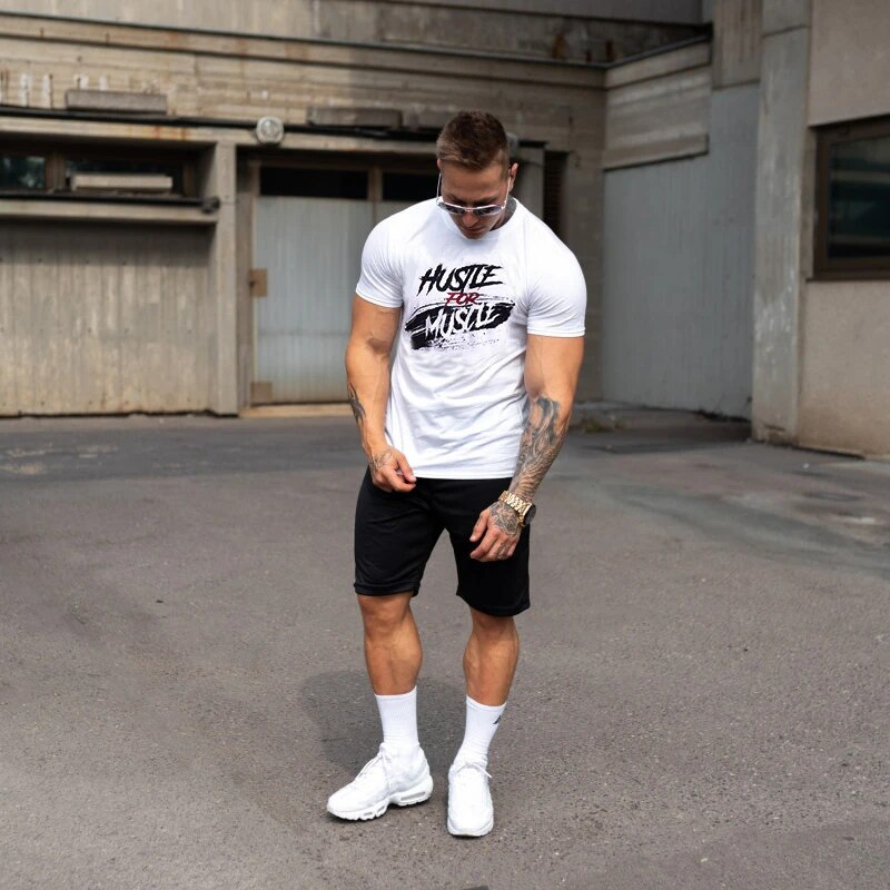 Hustle For Muscle tee